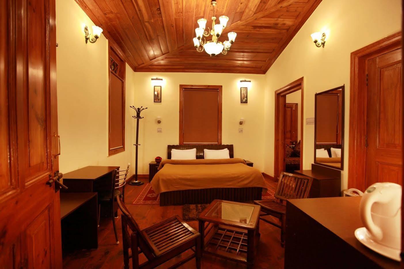 Torrentium alojamiento Shimla Exterior foto